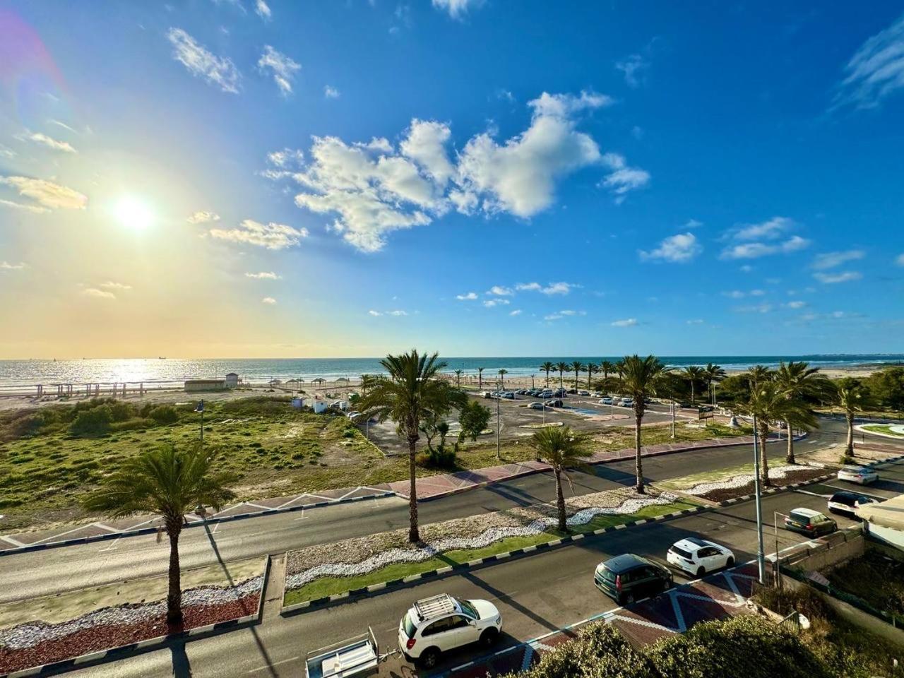 Appartamento Amazing Sea View Qiryat Yam Esterno foto
